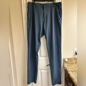 Lululemon Commission Classic-Fit Warpstreme 37”L Size 36 in Iron Blue color.